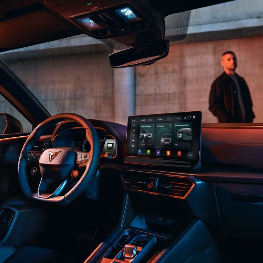 CUPRA Leon eHybrid Cockpit